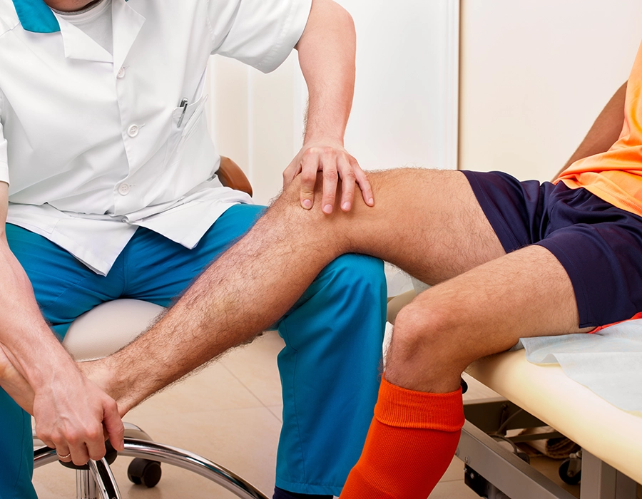 Whole-body assessment for hip and knee pain